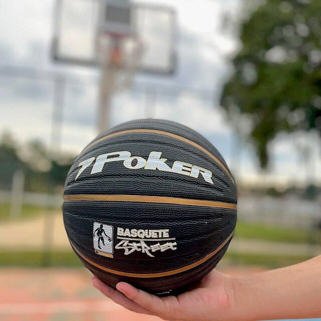 Bola de Basquete Poker Street 7 Preto e Dourado