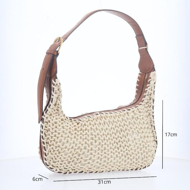 Bolsa Baguete Trançada de Palha