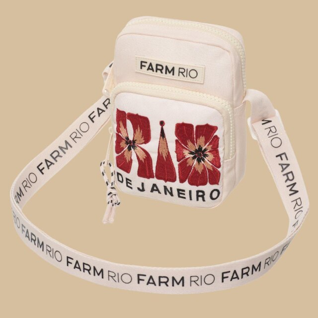 Bolsas Farm em promoção na Netshoes!