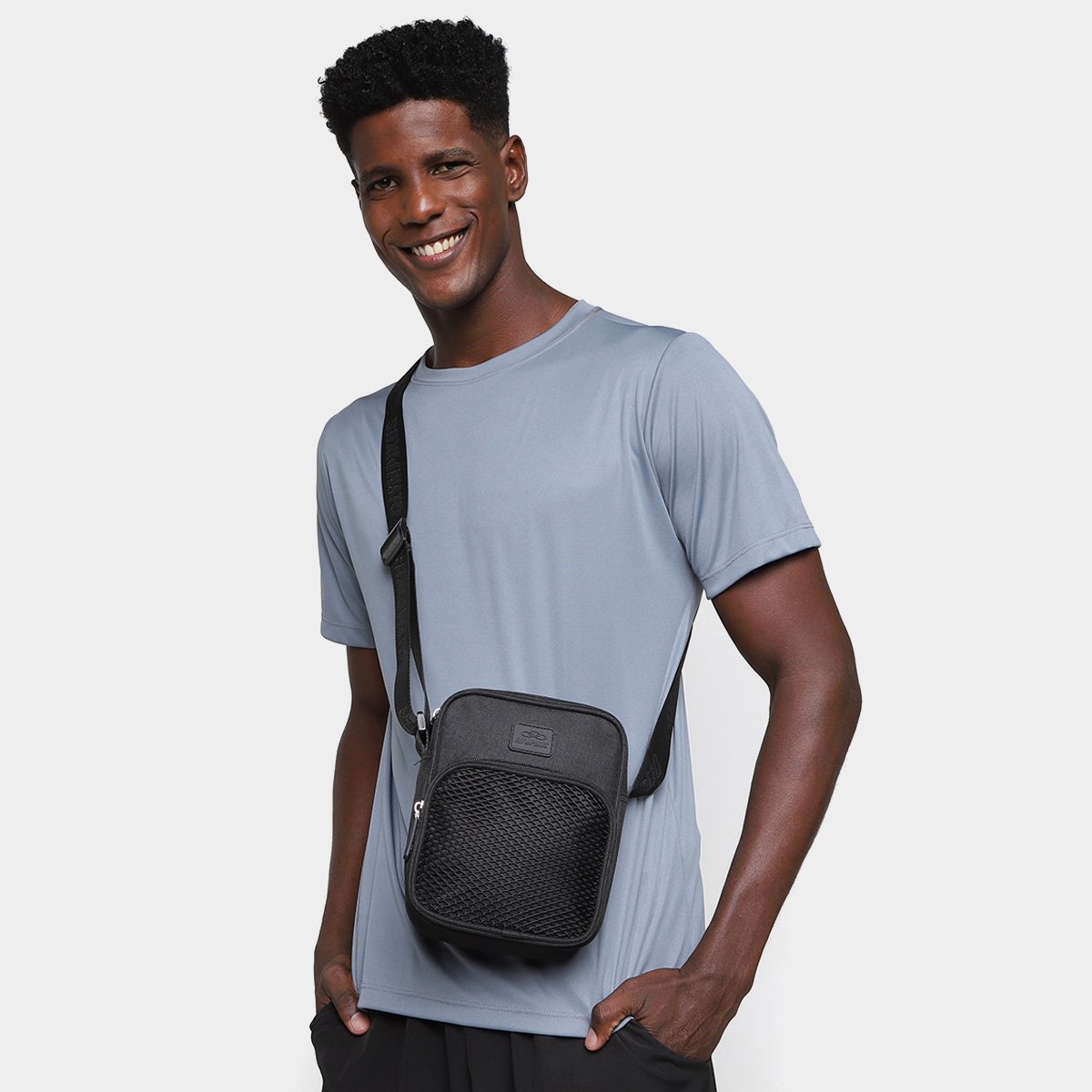 Bolsas Esportivas Tranversal, Ombro, Mão e mais | Netshoes