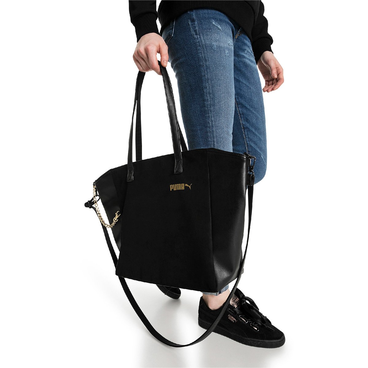 a large bolsa