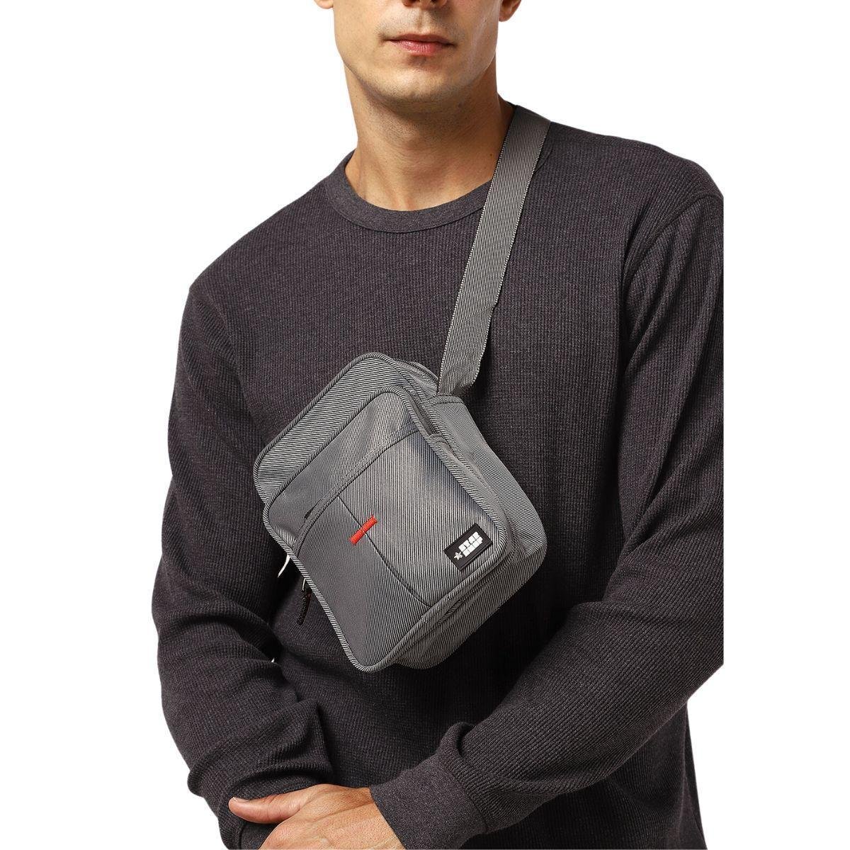 Bolsa Transversal Masculina Shoulder Bag Mini Bag de Lado Menor preço em Bolsa Transversal Masculina Shoulder Bag Mini Bag de Lado