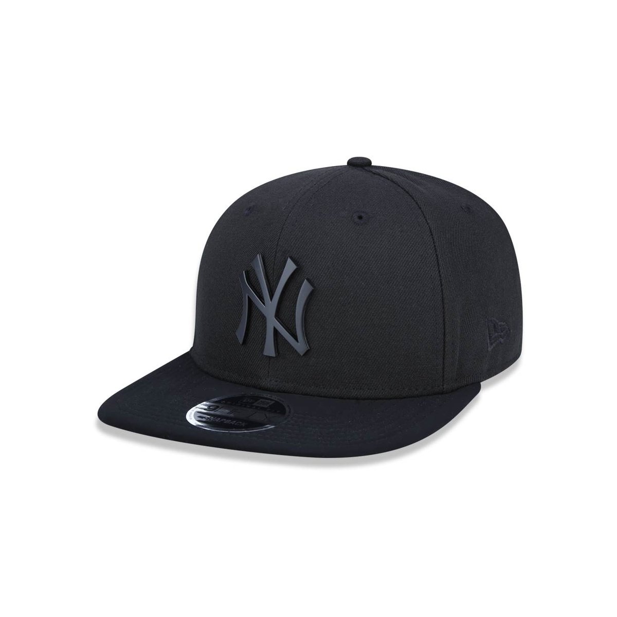 Boné New York Fechado Aba Reta Preto/Vermelho