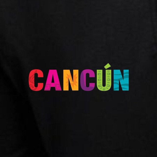 Boné Com Regulagem Aba Curva Estampado Top