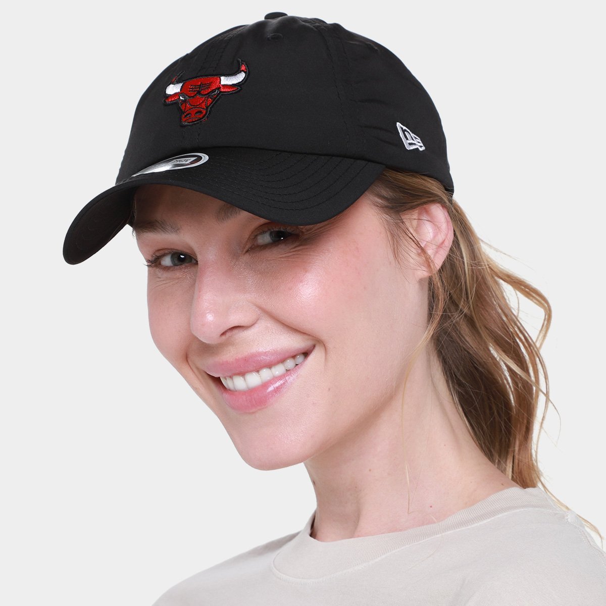 Boné NBA Chicago Bulls New Era Open Back Aba Curva Feminino - 1