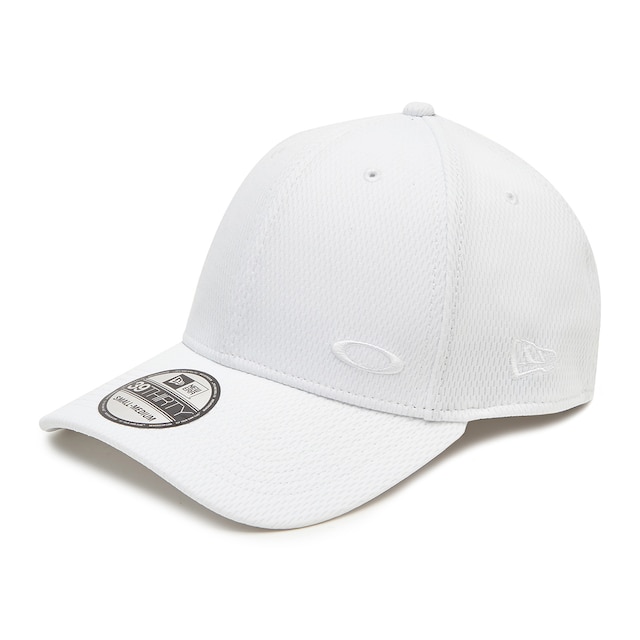 Boné Oakley Aba Curva Tinfoil Cap 2.0 - Branco Menor preço em Boné Oakley Aba Curva Tinfoil Cap 2.0 - Branco