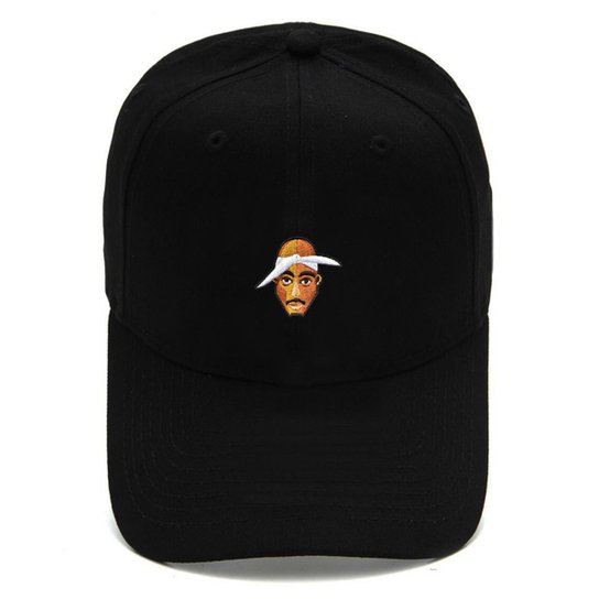Boné Skull Clothing Aba Curva Dad Hat Tupac - Preto Menor preço em Boné Skull Clothing Aba Curva Dad Hat Tupac - Preto