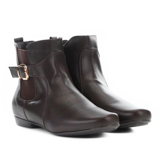 Bota Cano Curto Mooncity Detalhe Fivela Lateral Feminina - Marrom Menor preço em Bota Cano Curto Mooncity Detalhe Fivela Lateral Feminina - Marrom