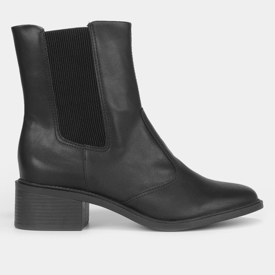 Bota Chelsea Shoestock Cano Baixo Feminina - Preto Menor preço em Bota Chelsea Shoestock Cano Baixo Feminina - Preto