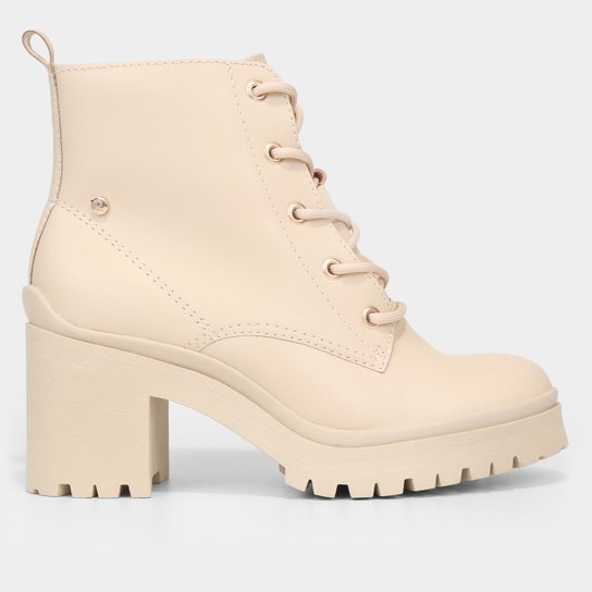 Bota Coturno Ramarim Salto Médio Tratorada Feminina - Off White Menor preço em Bota Coturno Ramarim Salto Médio Tratorada Feminina - Off White