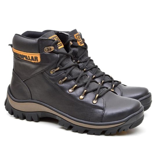 Bota Cuturno Cat Adventure em Couro Legítimo Worker - Preto Menor preço em Bota Cuturno Cat Adventure em Couro Legítimo Worker - Preto