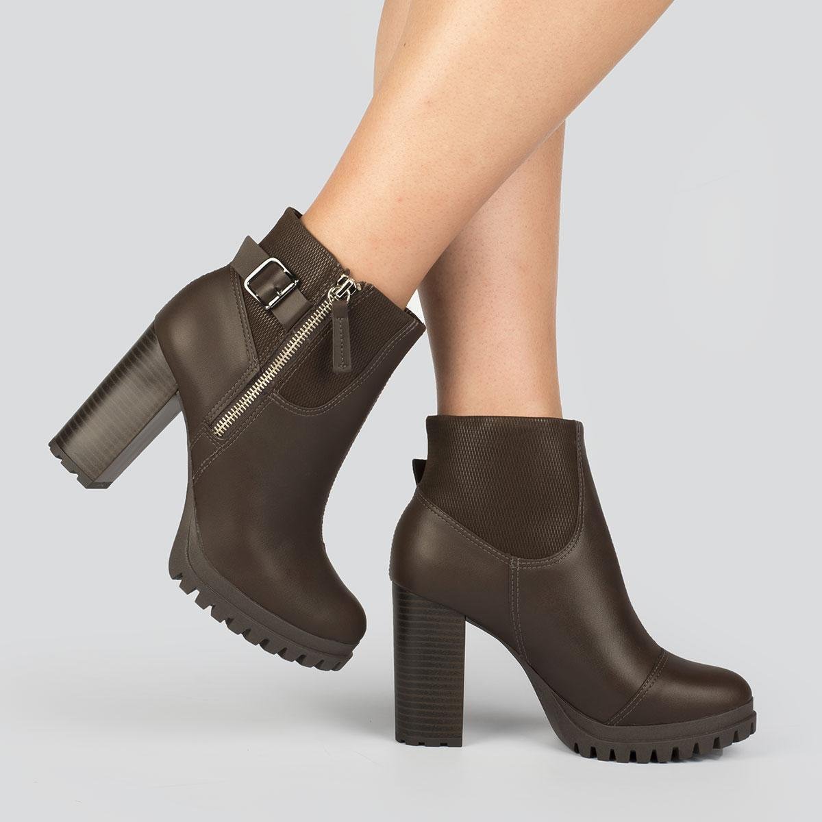 Bota Dakota Salto Bloco Feminina