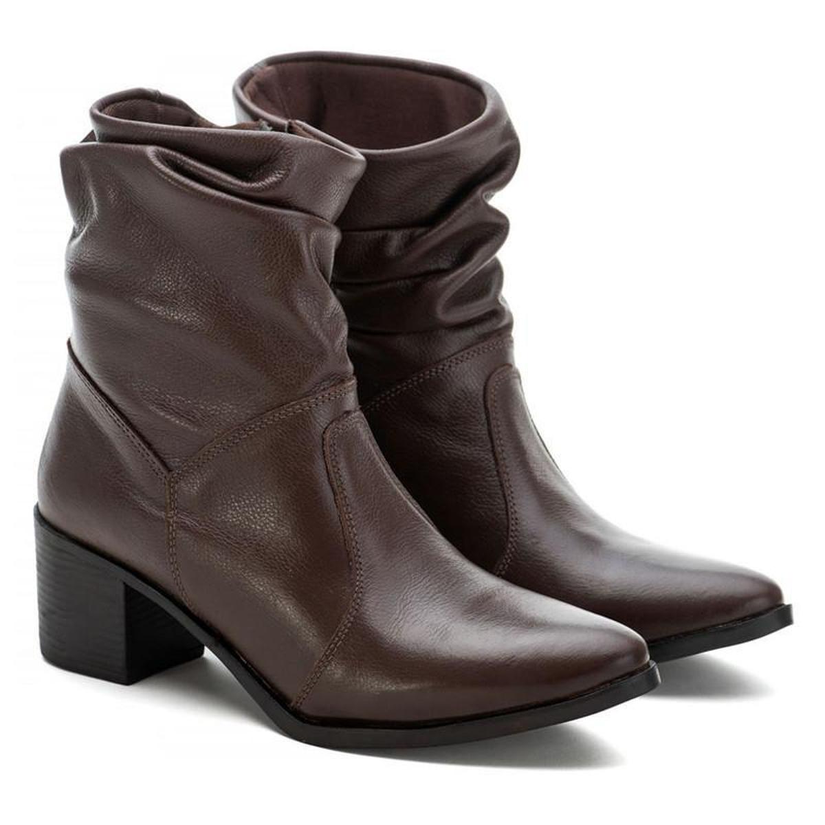 Bota Feminina Cano Curto Slouchy Em Couro - Marrom | Netshoes