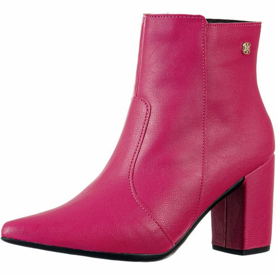 Bota Feminina GiGiL Bico Fino Zíper Salto - Pink Menor preço em Bota Feminina GiGiL Bico Fino Zíper Salto - Pink