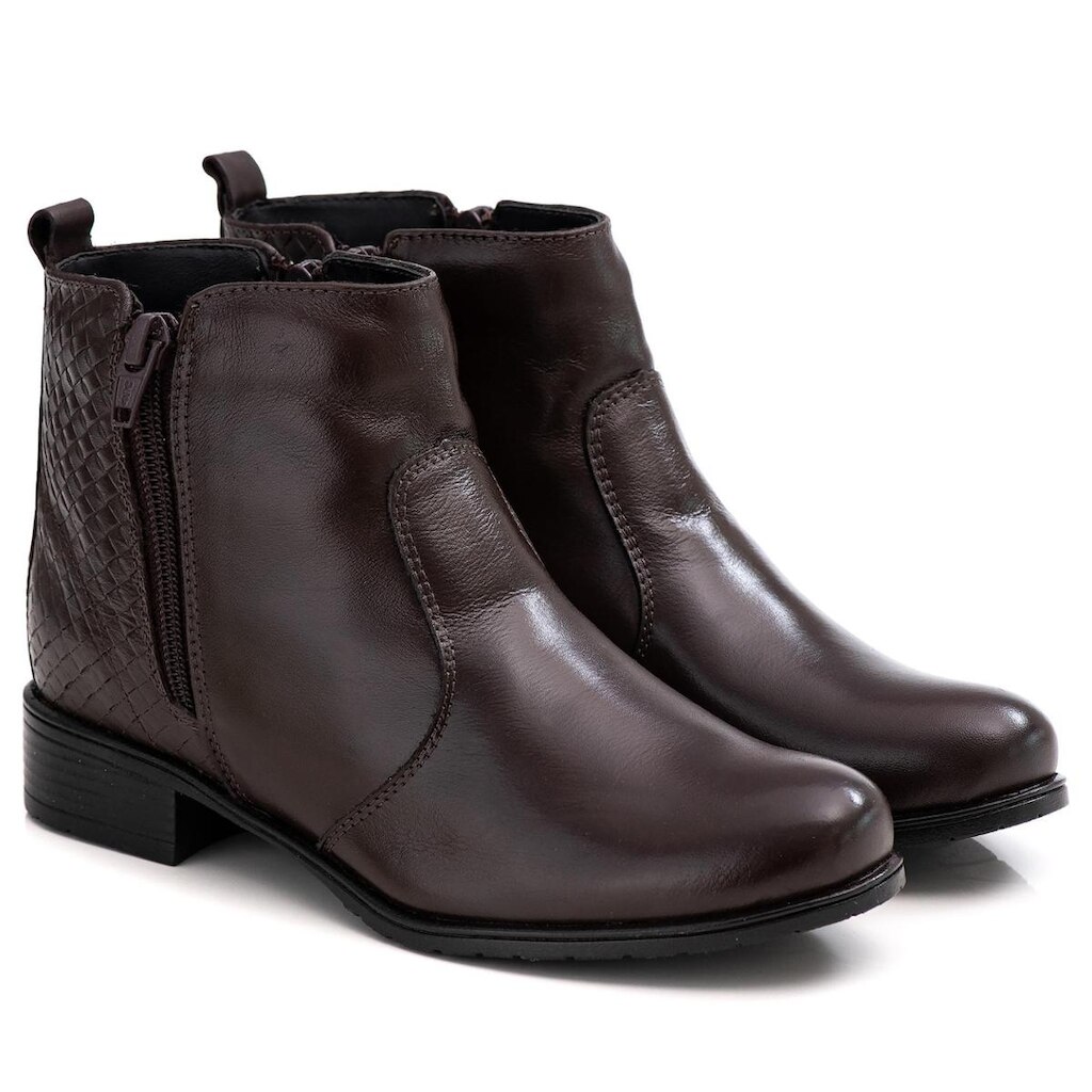 Bota Feminina Ranster em Couro legítimo Conforto e Estilo, Visual Elegante