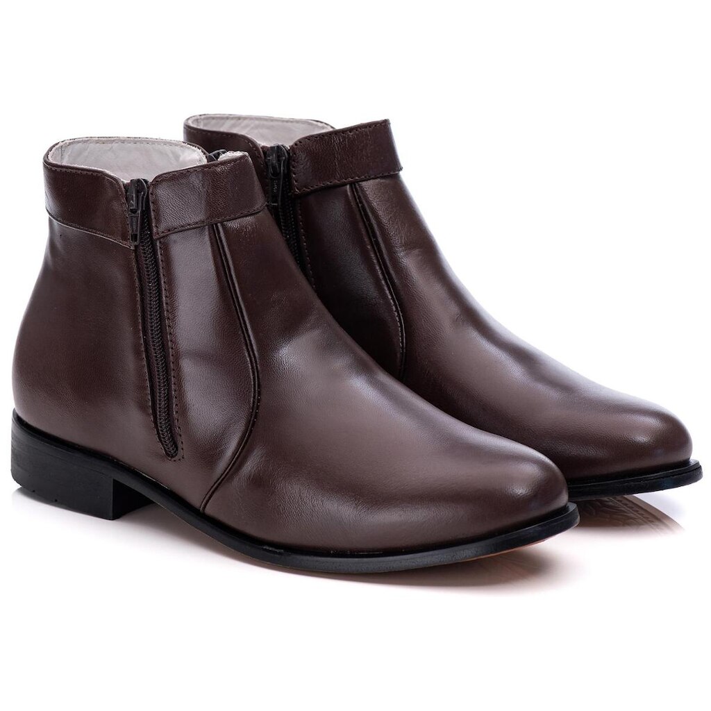 Bota Masculina Ranster em Couro legítimo Elegante, Durabilidade e Estilo