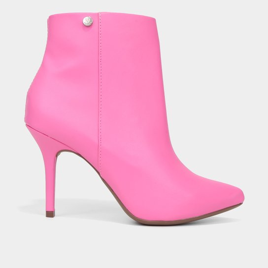 Menor preço em Bota Via Uno Cano Curto  Salto Fino Feminina - Pink