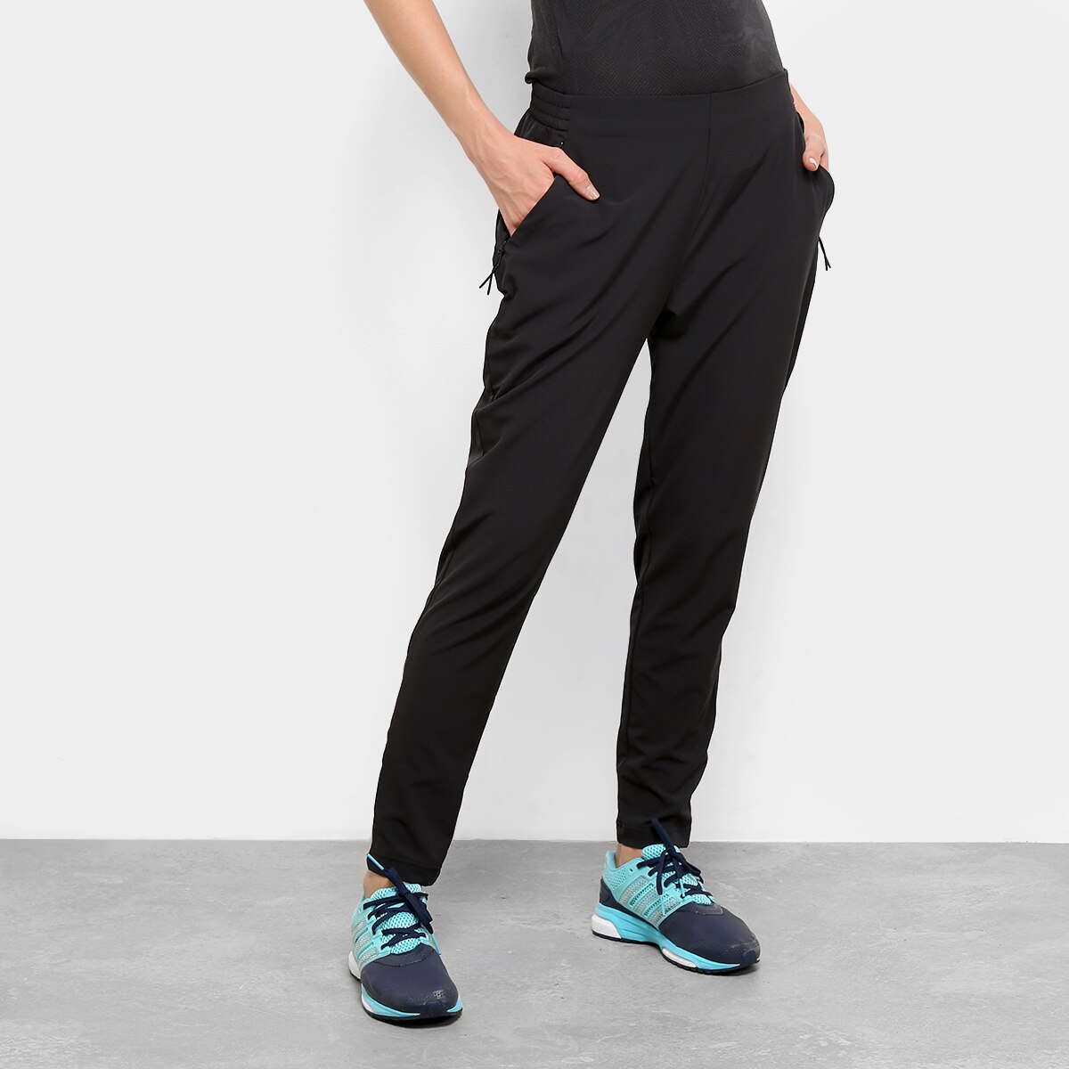 Calça Adidas Franchise Woven Tracksuit Feminina - Preto | Netshoes