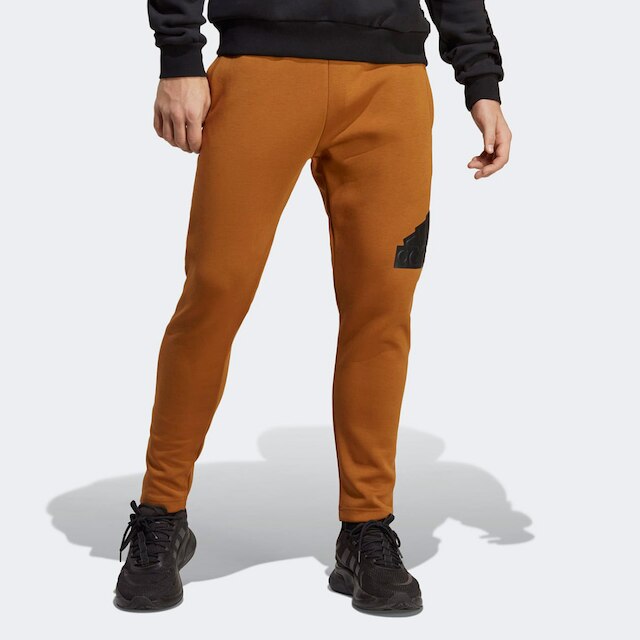 Calça Adidas Future Icon Bos Masculina - Bronze Menor preço em Calça Adidas Future Icon Bos Masculina - Bronze