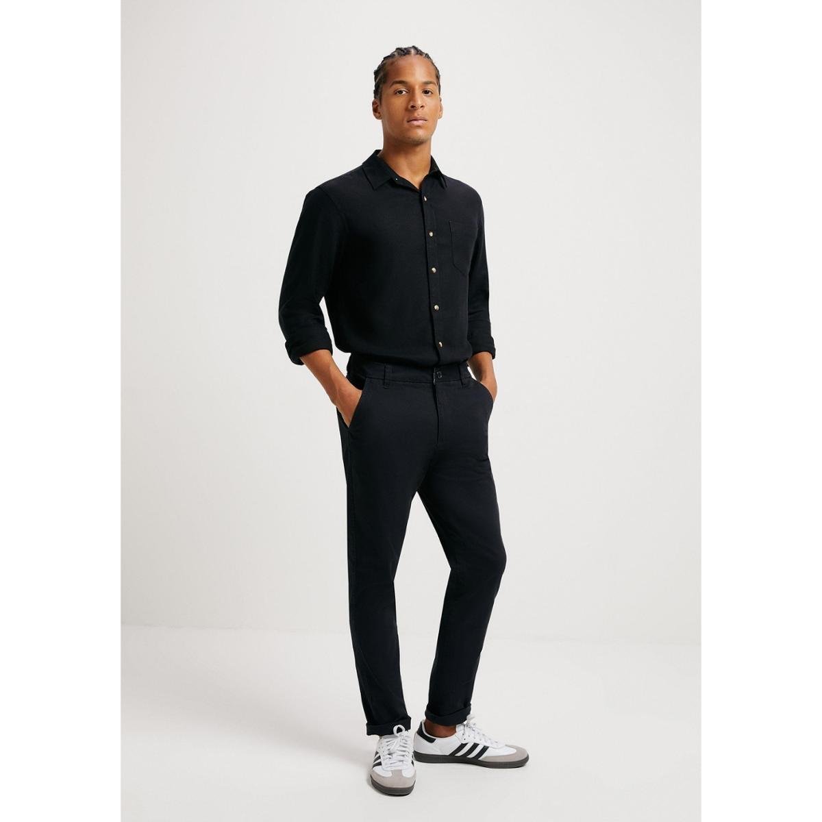 Menor preço em Calça Básica Masculina Chino Slim Em Sarja Com Elastano