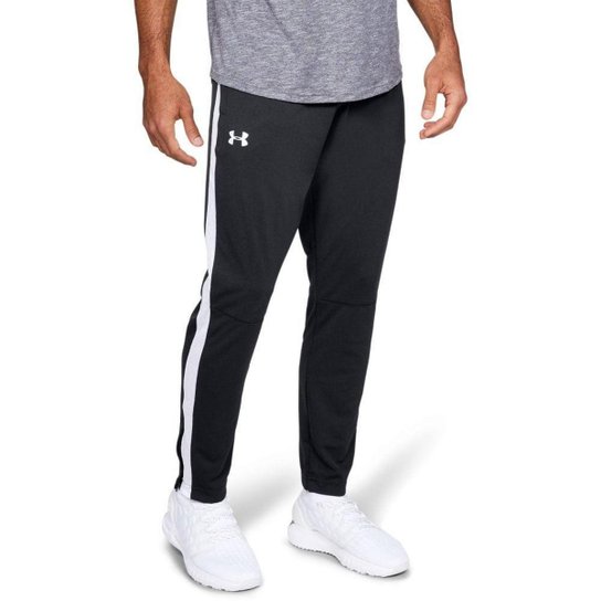 Calça de Treino Masculina Under Armour Sportstyle Pique Track - Preto+Branco Menor preço em Calça de Treino Masculina Under Armour Sportstyle Pique Track - Preto+Branco