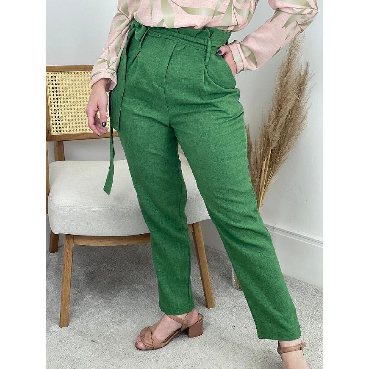 Calça em Poli-linho Clochard Cintia Verde Menor preço em Calça em Poli-linho Clochard Cintia Verde