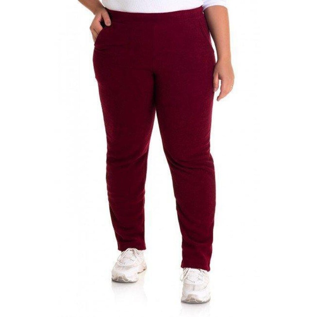 Calça Feminina em Malha Buclê com Bolsos na Frente