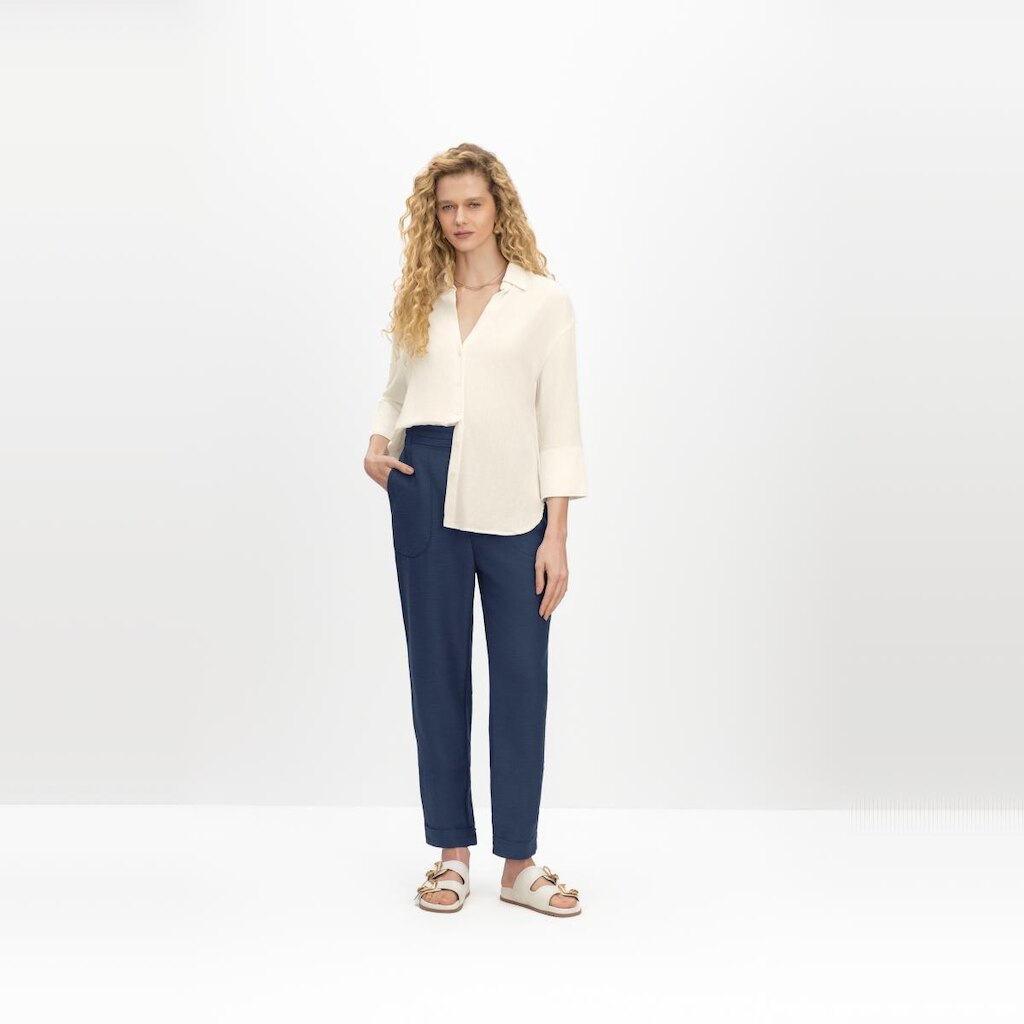 Calça feminina em viscose Essendi
