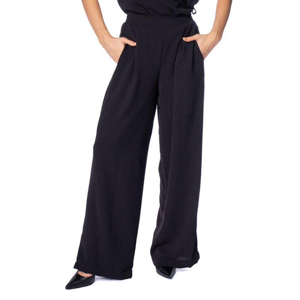 Calça Feminina Giraffe Pantalona com Pregas Preto