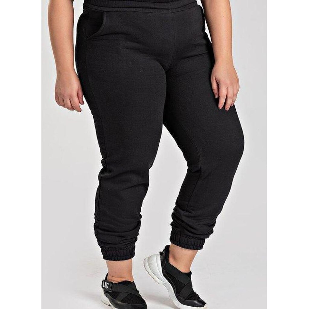 Calça Feminina Jogger Plus Size em Moletom Peluciada Bolsos Laterais - Serena