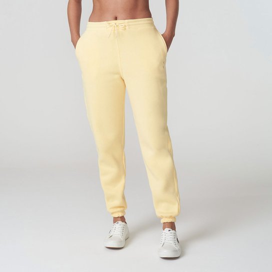 Calça Fila Essencial Winter Feminina - Amarelo Claro Menor preço em Calça Fila Essencial Winter Feminina - Amarelo Claro
