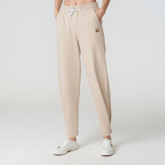 Calça Fila Essential Rise Feminina - Bege Menor preço em Calça Fila Essential Rise Feminina - Bege