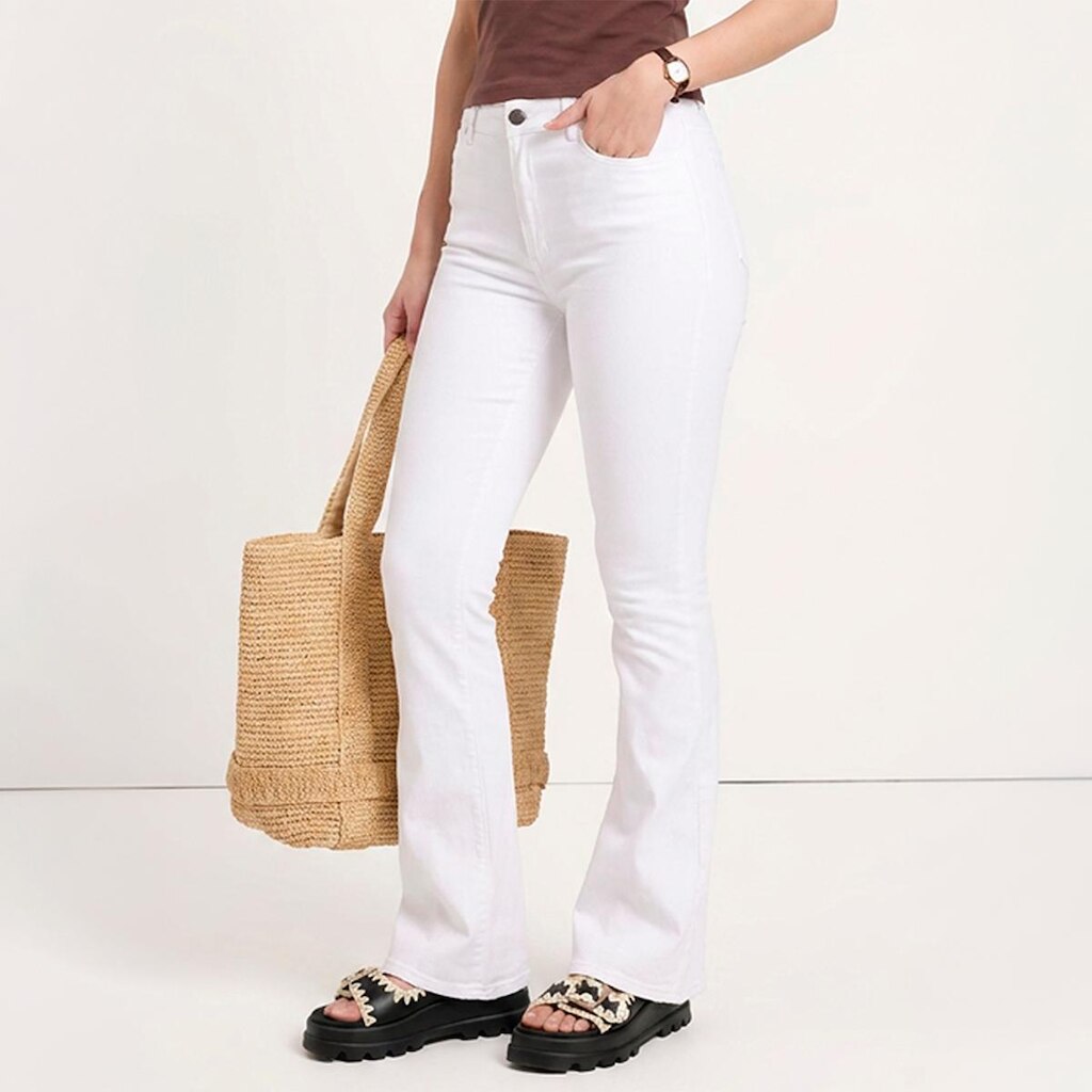 Calça Flare Feminina Boca de Sino Cintura Alta Sarja com Elastano