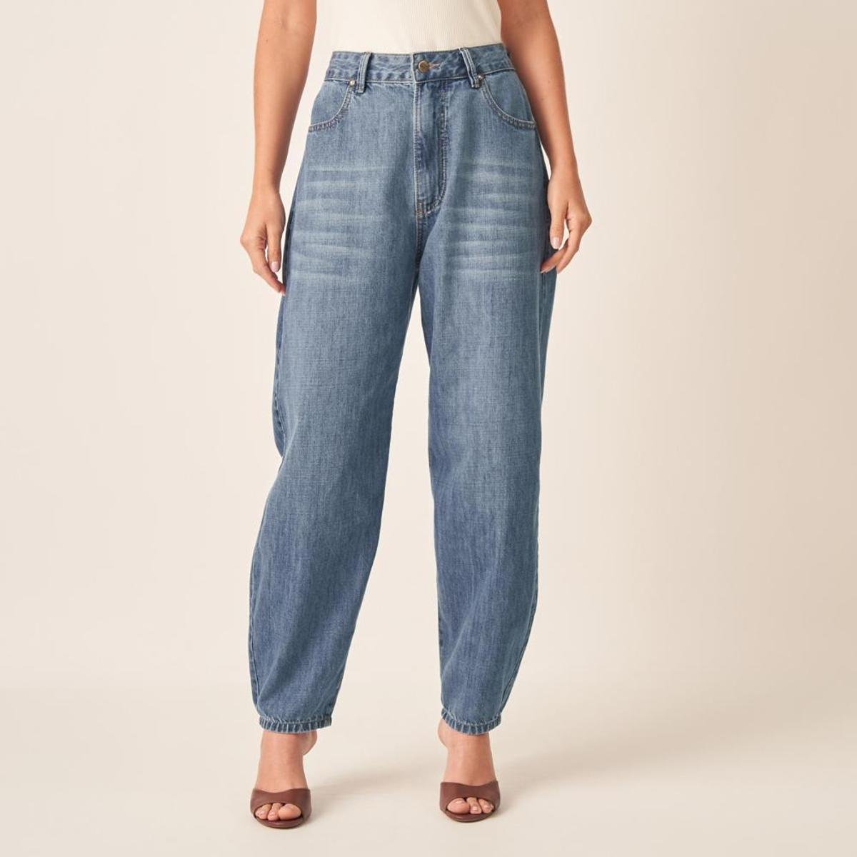 Calça Jeans Barrel no Tornozelo Lina