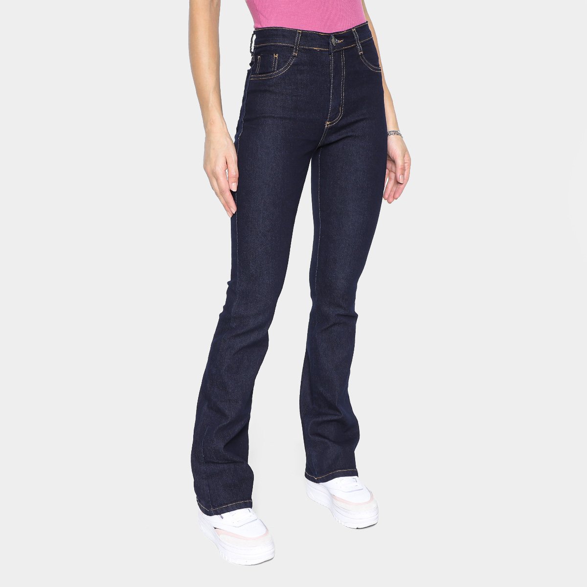 Calça Jeans Boot Cut Sawary Lisa Cintura Alta Feminina Menor preço em Calça Jeans Boot Cut Sawary Lisa Cintura Alta Feminina