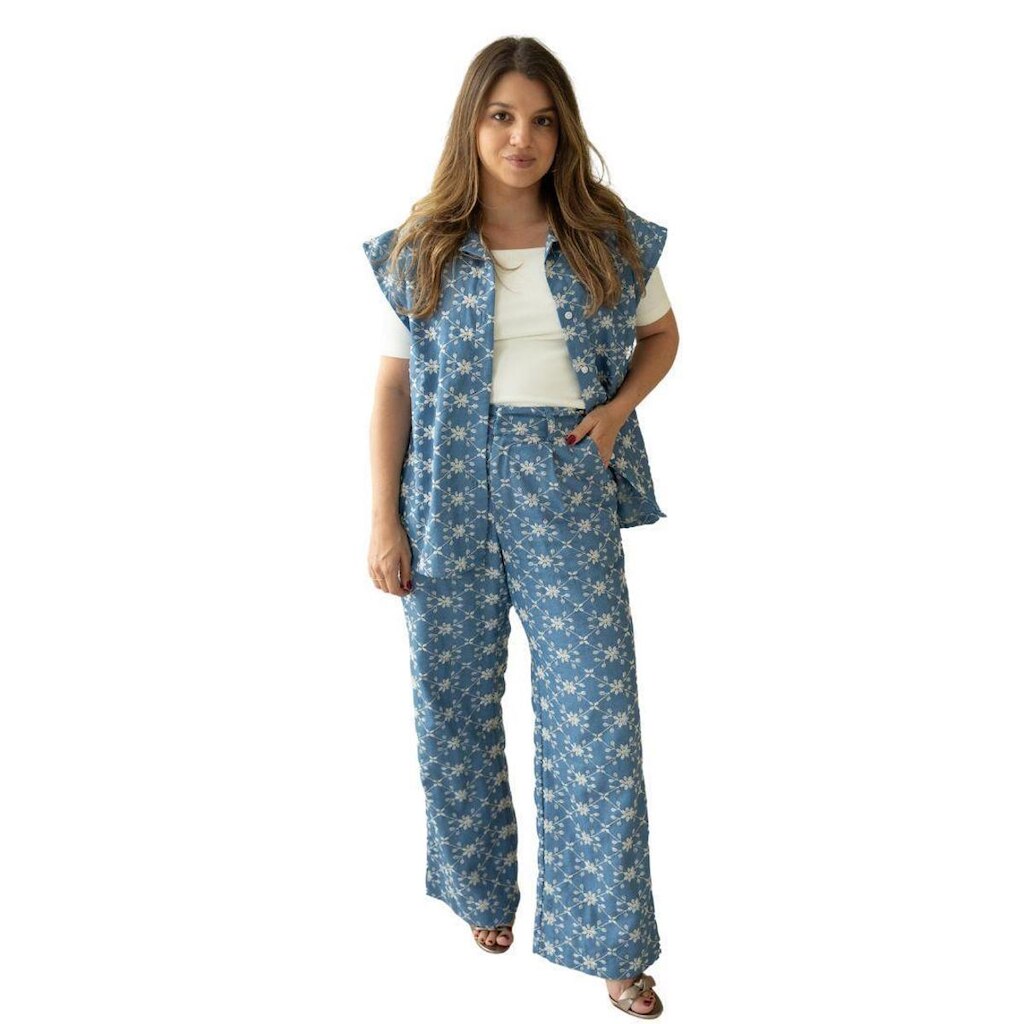 Calça Jeans Bordada Feminino