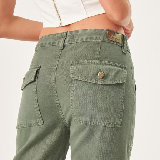Calça Jeans Color Wide Recortes Cargo Verde Floresta