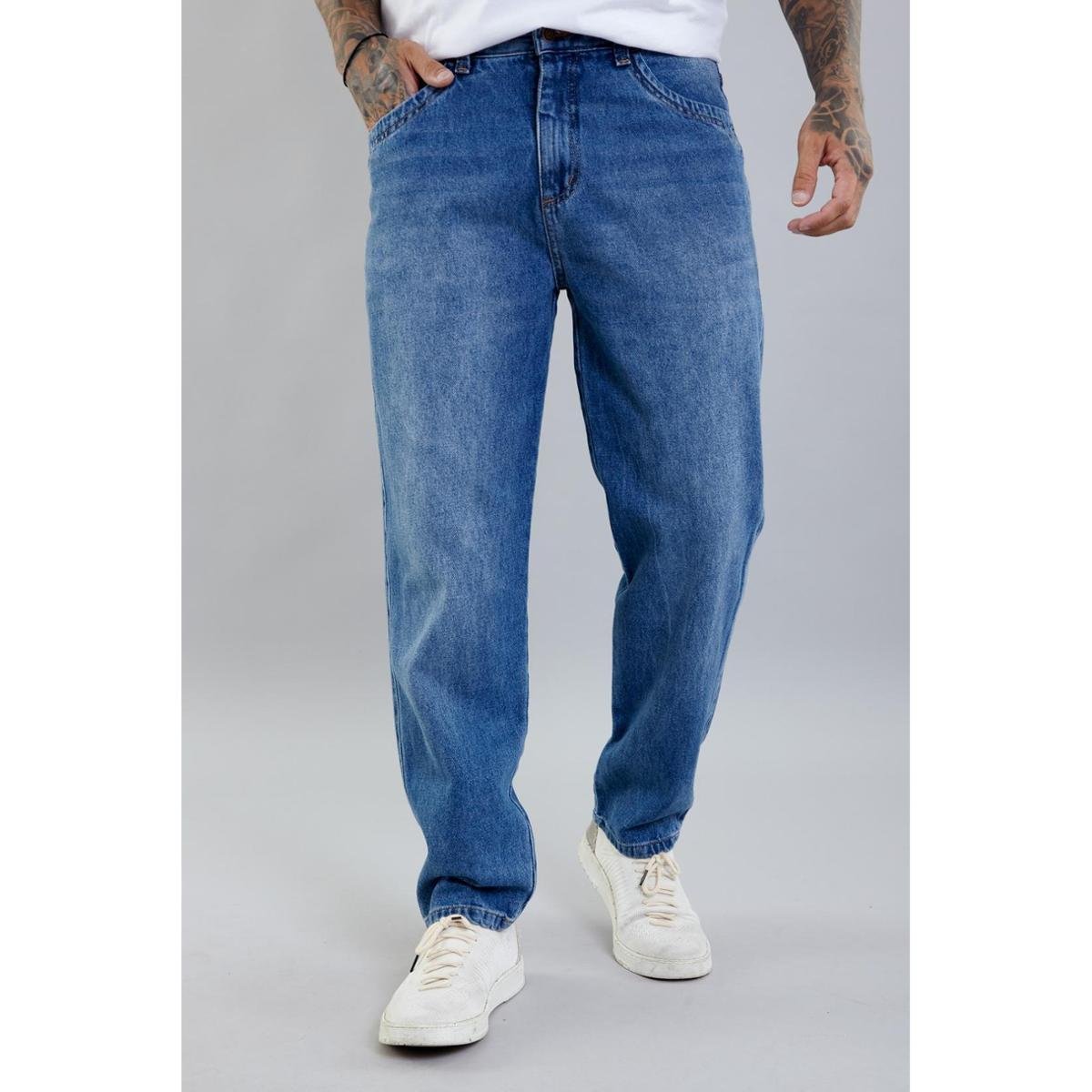 Menor preço em Calça Jeans Masculina Perna Reta com Lavagem Média