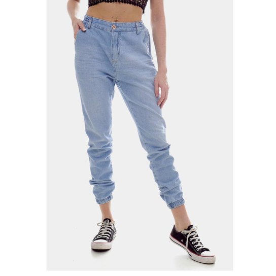 Calça Jeans Sob Mom Jogger Clara com Elastano Feminino - Azul Menor preço em Calça Jeans Sob Mom Jogger Clara com Elastano Feminino - Azul