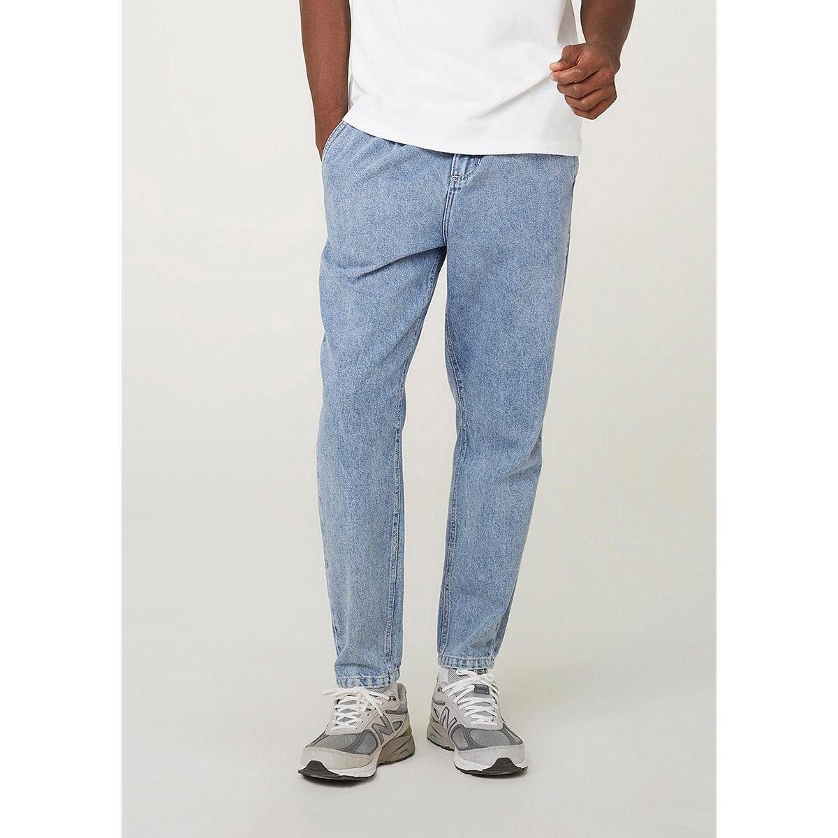 Calça Jeans Taper Com Pences Masculina Menor preço em Calça Jeans Taper Com Pences Masculina