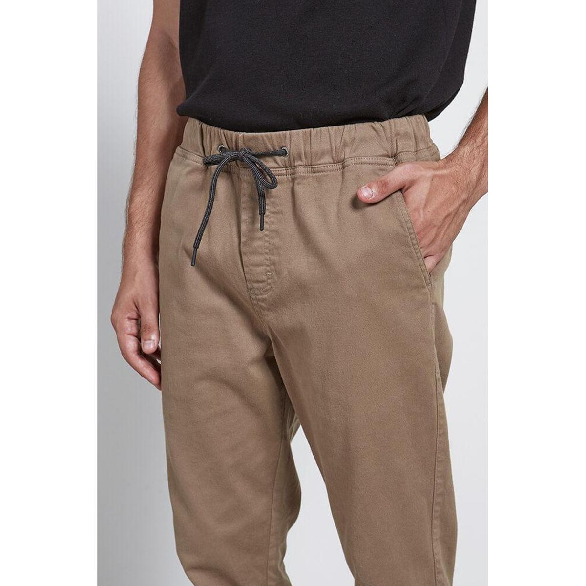 CALCA JOGGER NEW 4 COMFORT CAQUI M Menor preço em CALCA JOGGER NEW 4 COMFORT CAQUI M