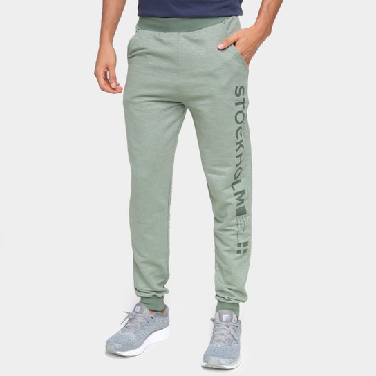 Calça Jogger Ultimato Lisa Masculina - Verde Menor preço em Calça Jogger Ultimato Lisa Masculina - Verde