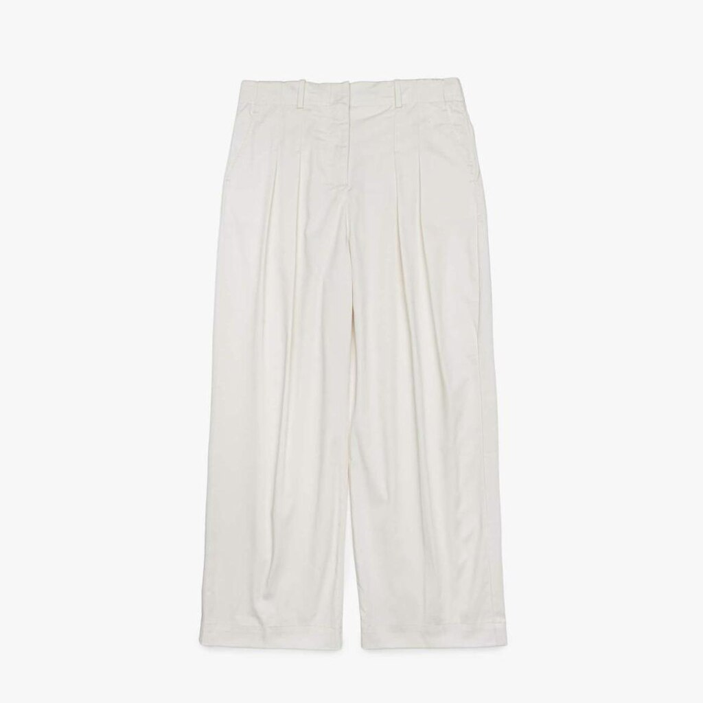 Calça Lacoste Feminina de Sarja com Elastano em Modelagem Oversizedd