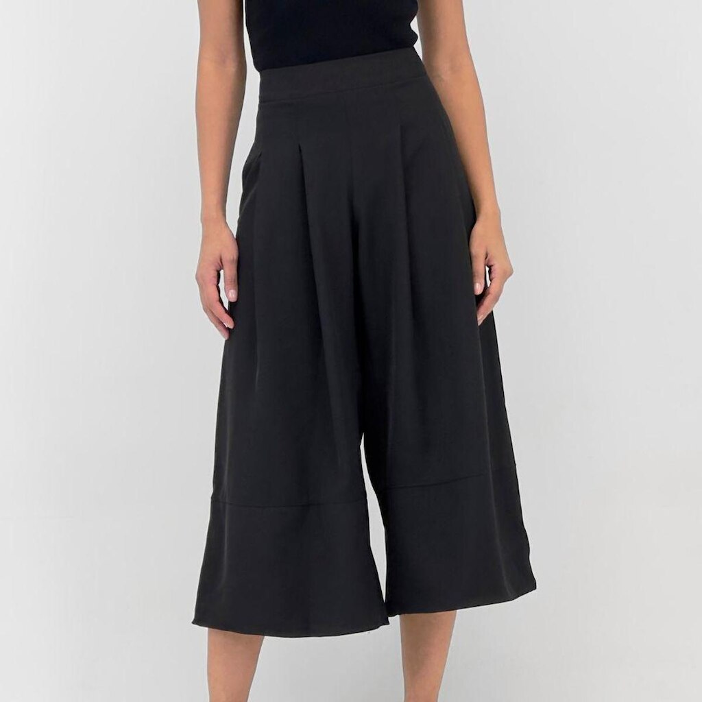 Calça Lamech Tecido Pantacourt Feminina