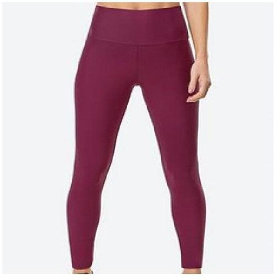 Calça Legging Fitness Cintura Alta Suplex Levanta Bumbum Leg - Roxo Menor preço em Calça Legging Fitness Cintura Alta Suplex Levanta Bumbum Leg - Roxo