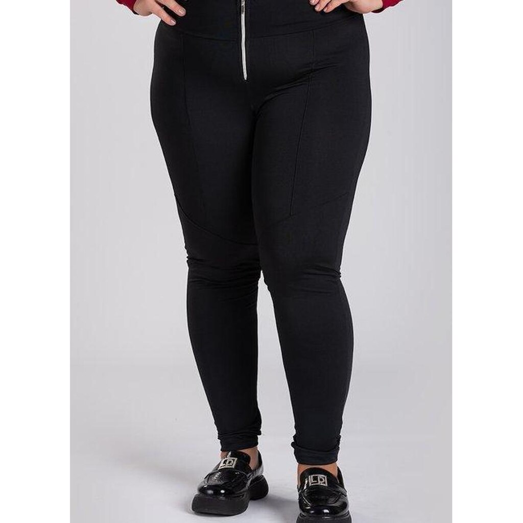 Calça Legging Montaria Plus Size em Suplex com Fechamento em Zíper Metalizado - Serena