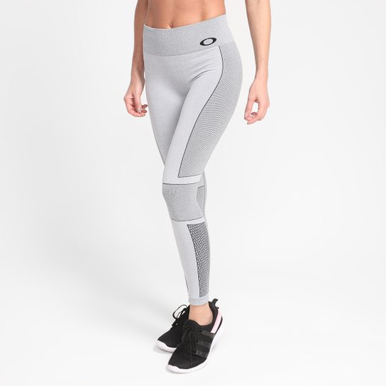 Calça Legging Oakley Mod Trn Advanced Feminina - Cinza Claro Menor preço em Calça Legging Oakley Mod Trn Advanced Feminina - Cinza Claro