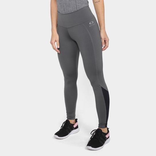 Calça Legging Oakley Trnx Feminina - Cinza Menor preço em Calça Legging Oakley Trnx Feminina - Cinza