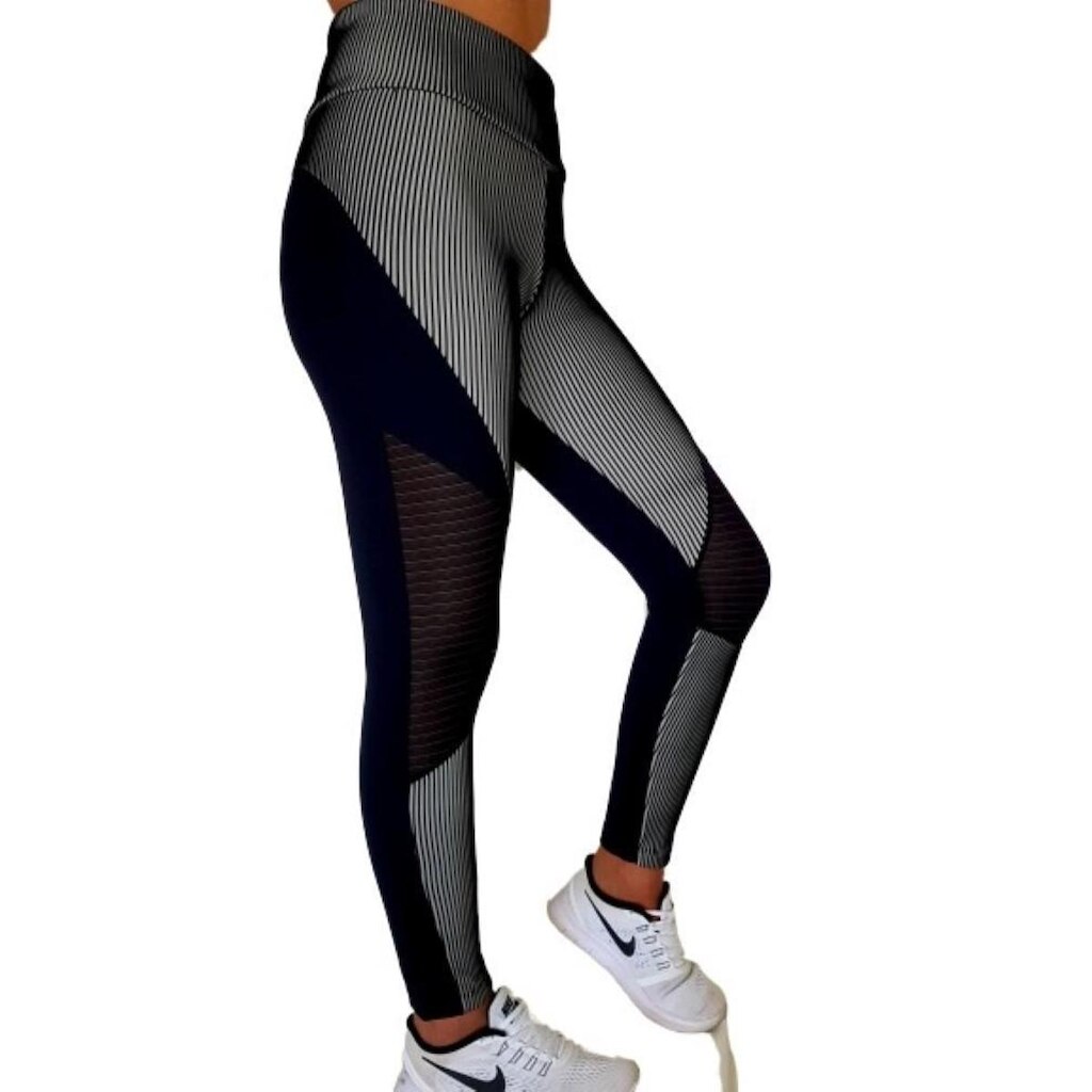 Calça Legging Preta 3D com Detalhes em Tule
