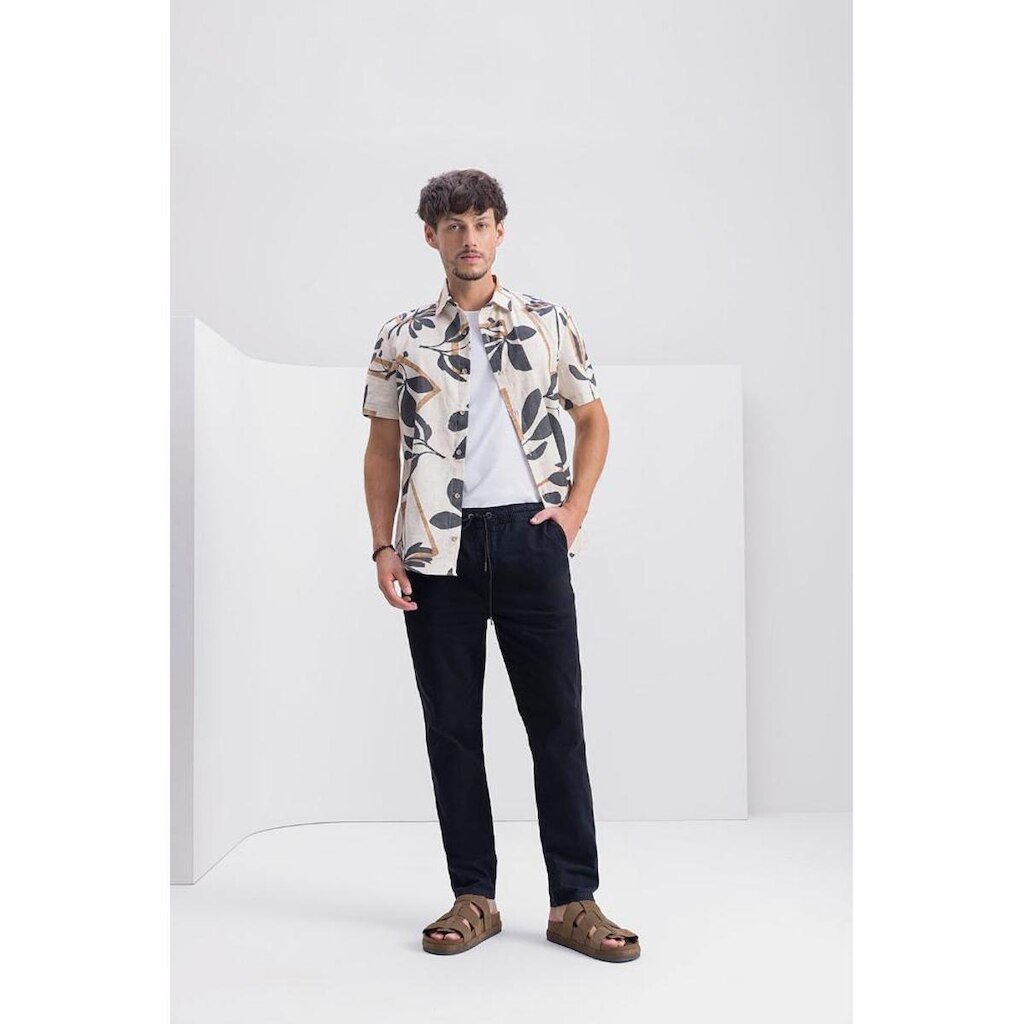 Calça masculina em sarja Essendi
